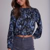 New Bella Dahl Gesmokte Top Met Gebloemde Achterkant En Matte Bloemenprint