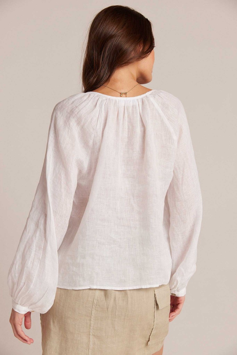 Best Bella Dahl Gesmokte Linnen Raglanblouse - Wit